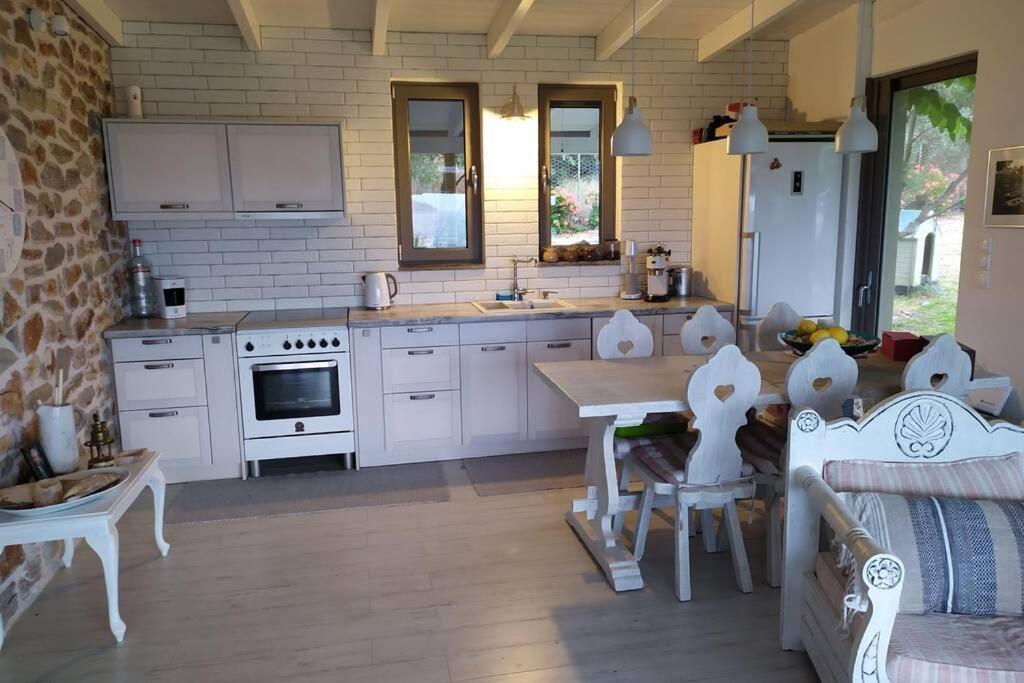 Klovino Beach House Douvia Экстерьер фото